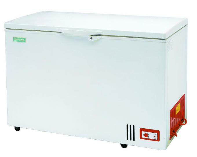 Deep Chest Freezers Red Solid Door Lockable Key For Meat / Seafood