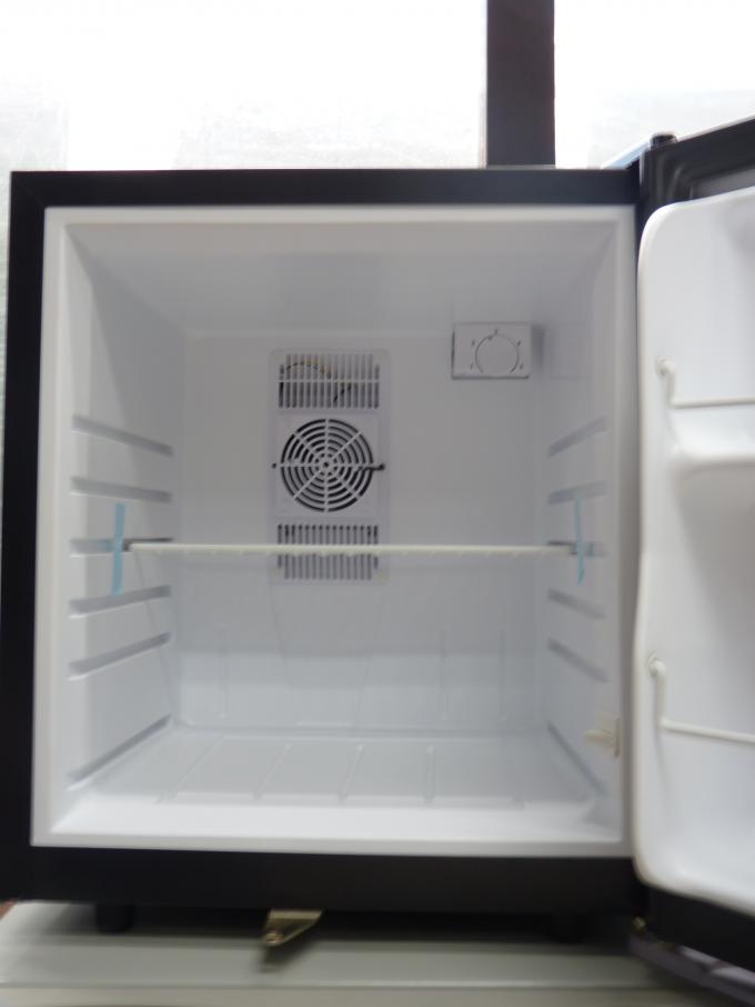 Iron Coated 50L Semi Conductor Hotel Mini Bars With Lock CE RoHS