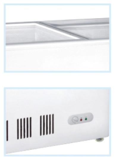 Deep Chest Freezers Red Solid Door Lockable Key For Meat / Seafood