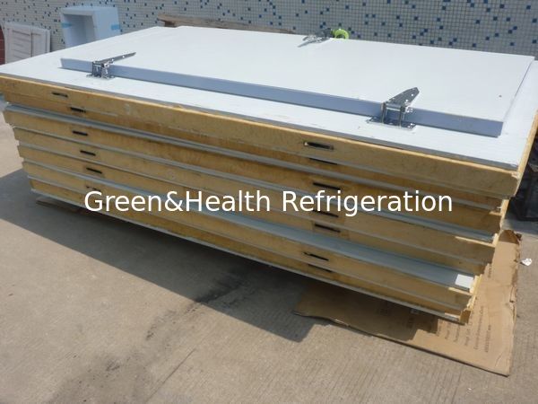 PU Sandwich Panel Cool Storage Room With 0.5 Cm Painted Steel 220V 380V