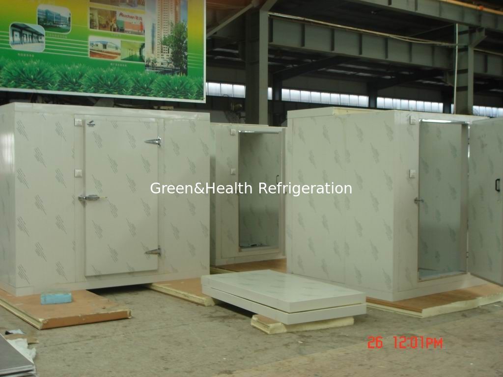 Stainless Steel Walk In Cold Storage Chamber Custom With Big Sliding Door