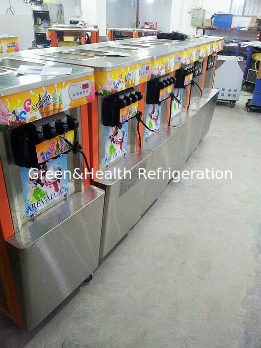 22L / H Twist Flavor Ice Cream Making Machines For Dessert Shop