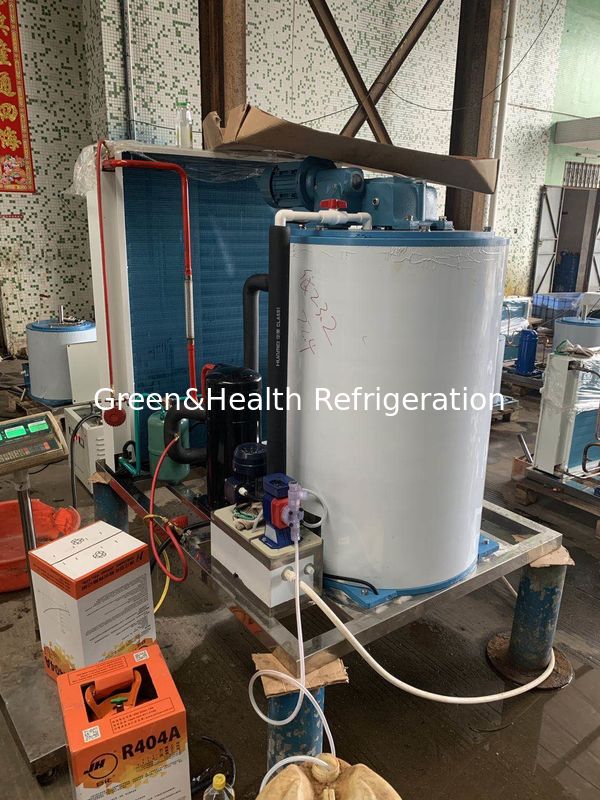 Commercial Seafood Display 1 Ton Flake Ice Maker For Fishery One Year Warranty