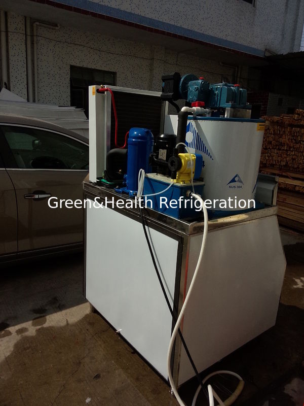 Commercial Salt Water 3 Ton Per Day Seawater Flake Ice Machine For Supermarket